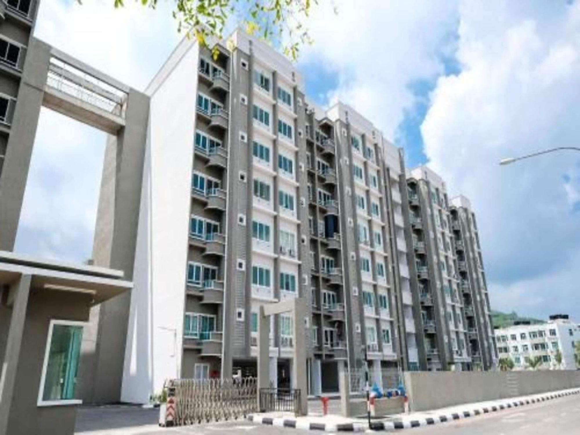 Oyo 91086 Bayu Service Apartment Куах Экстерьер фото
