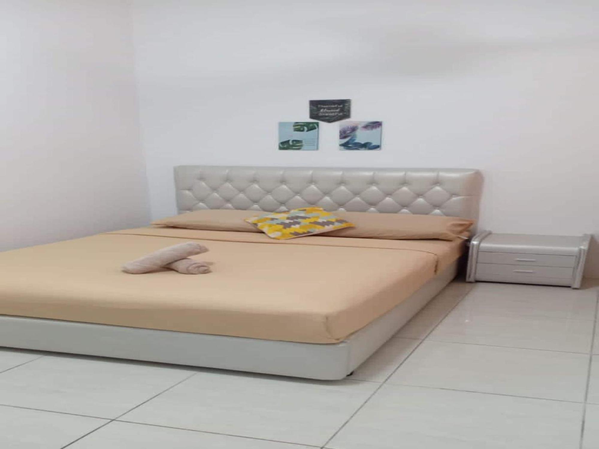 Oyo 91086 Bayu Service Apartment Куах Экстерьер фото